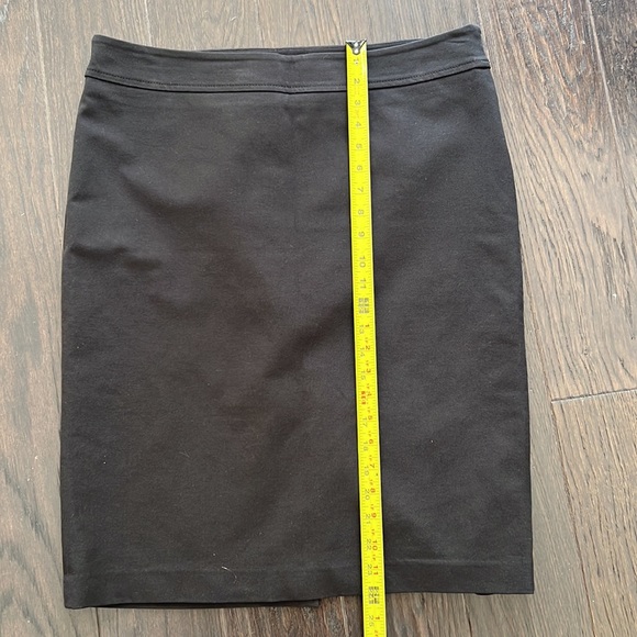 Pencil skirt - Picture 3 of 4